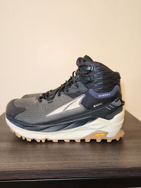 Altra Olympus 5 Mid-Top Trail Hiking Boot Gore-Tex Womens Size 7